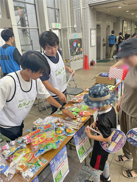 加西サイサイまつりボランティアのようす