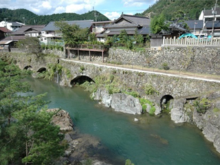 トロッコ軌道跡