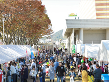 「福崎秋まつり(産業祭)」に福崎支店職員がスタッフとして参加しました。