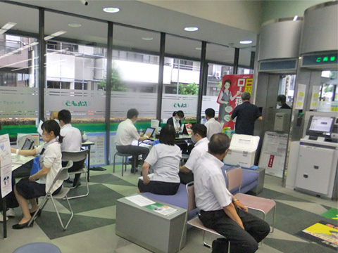 本店での献血の様子